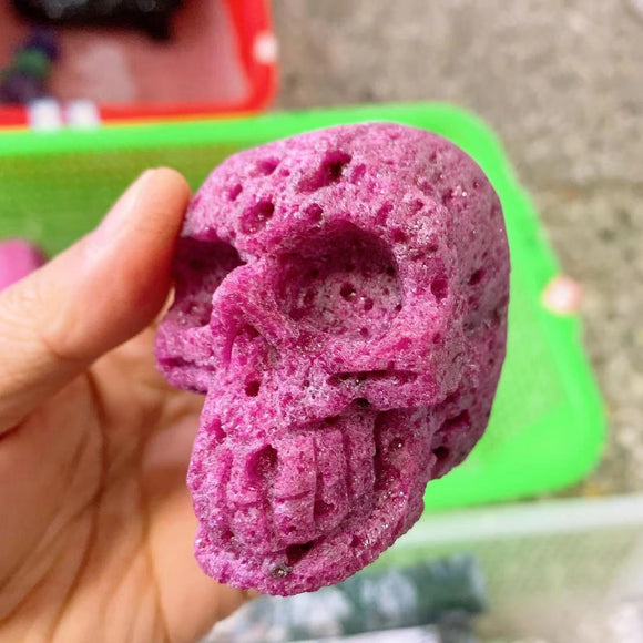 Honeycomb ruby skull，80 dollars per kilogram.