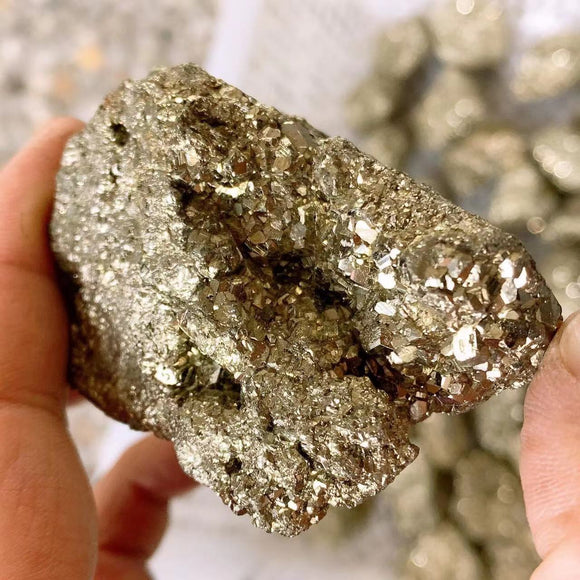 pyrite specimen，50 dollars per kilogram.