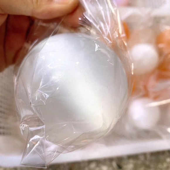 white selenite sphere，65 dollars per kilogram.